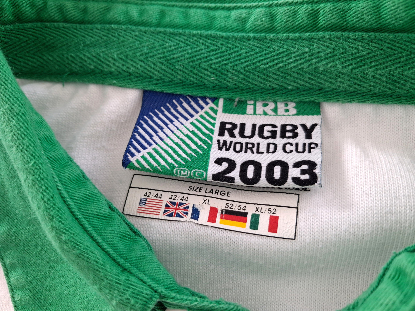 2003 Wales Away World Cup Rugby Shirt. (L)