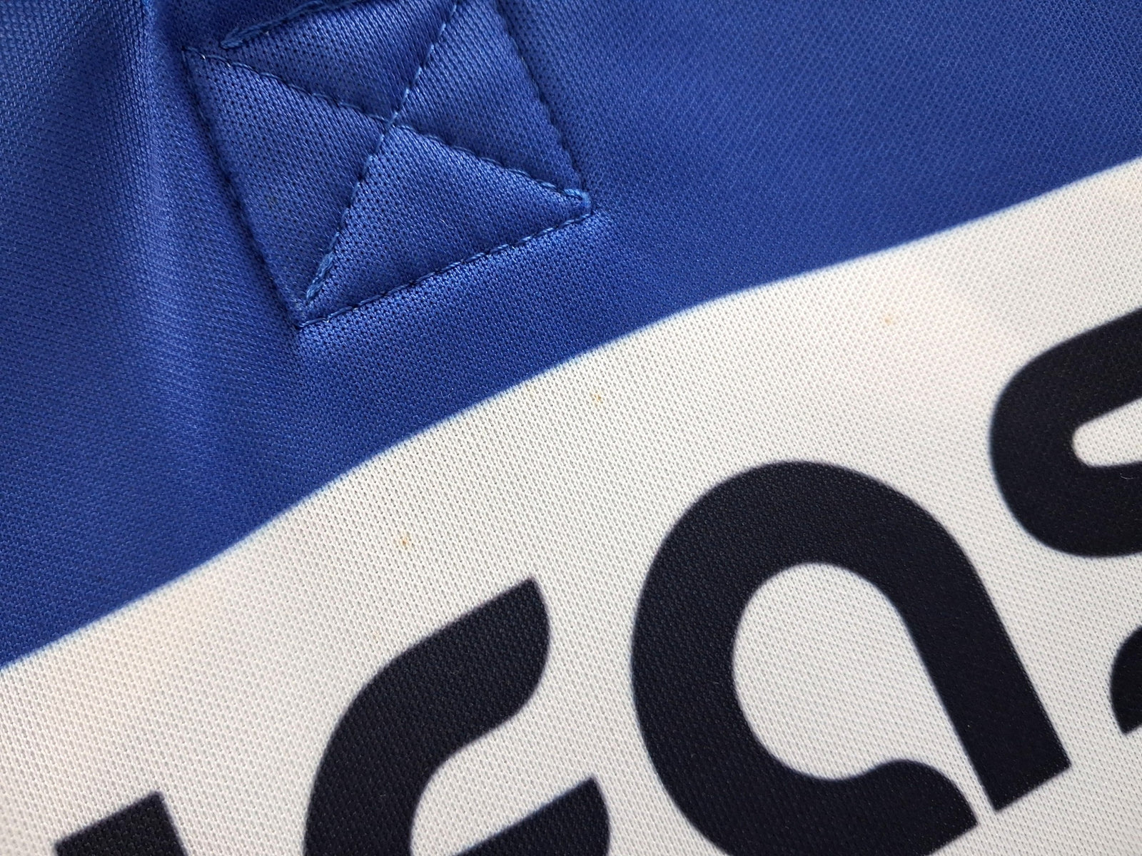 2009/10 Sale Sharks Training Shirt (L)
