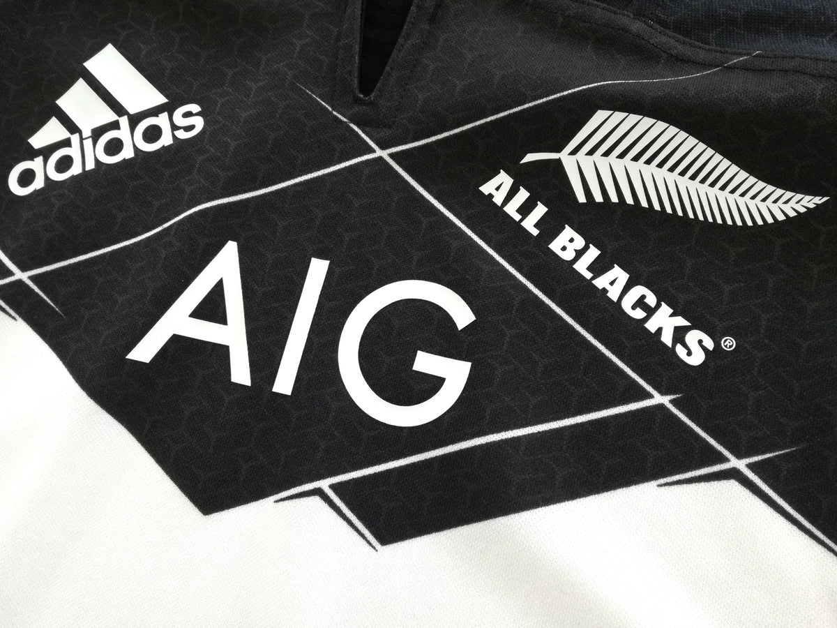 2016 New Zealand Away Rugby Shirt (L)