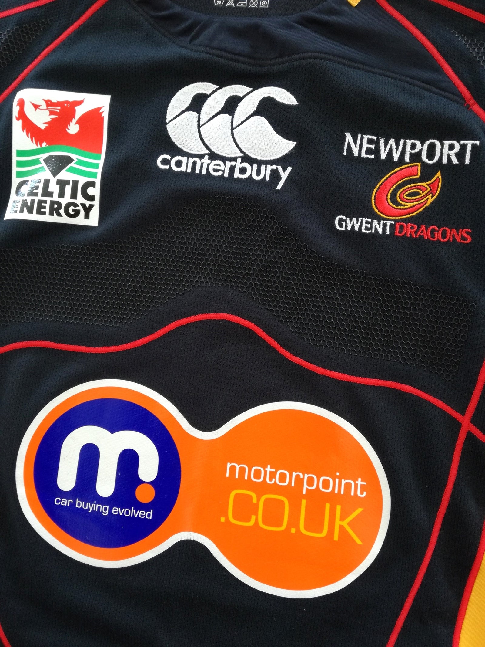 2009/10 Newport Gwent Dragons Home Player Issue Rugby Shirt (L)
