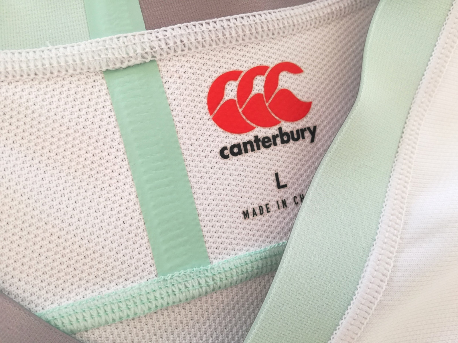 2020 Ospreys Away Rugby Shirt (L)