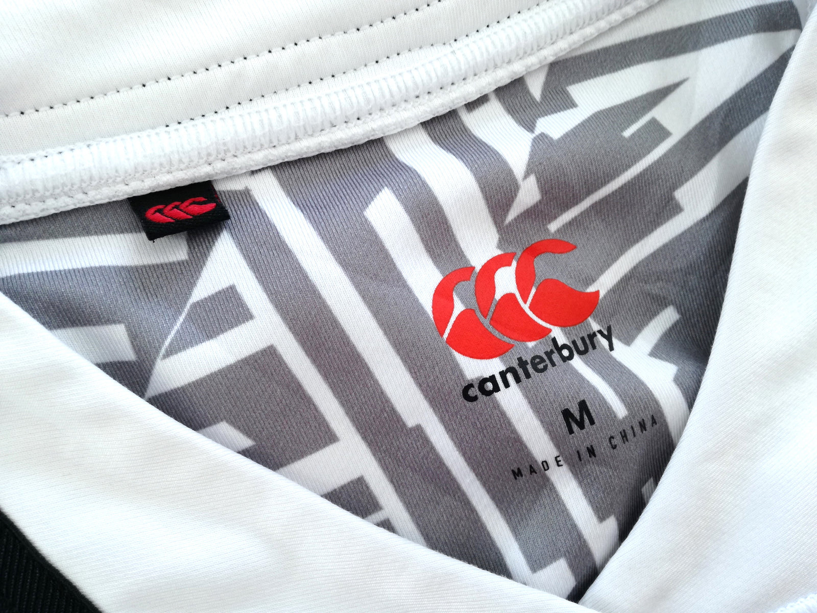 2017/18 Ospreys Away Rugby Shirt (M)
