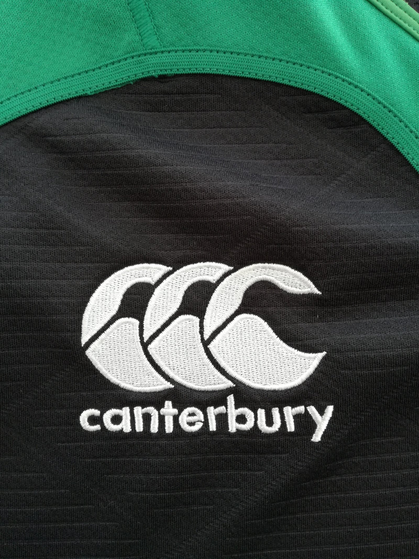 2015/16 Ireland Away Vapodri Rugby Shirt (XL)