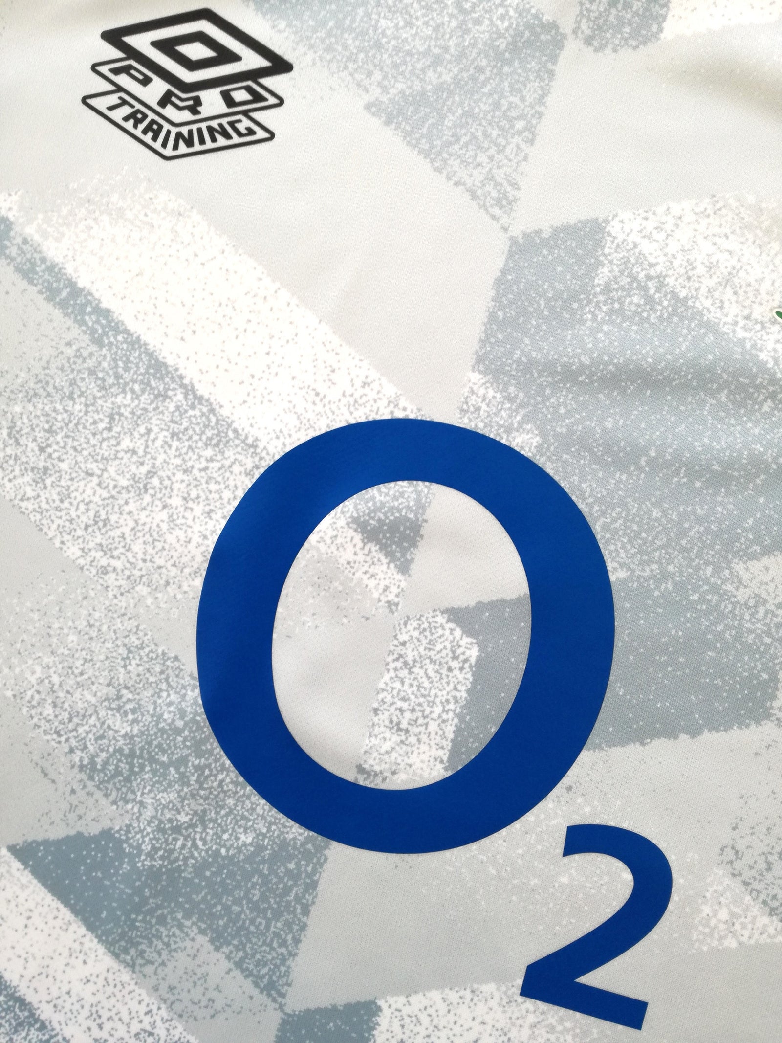 2021/22 England Warm-Up Shirt (L)