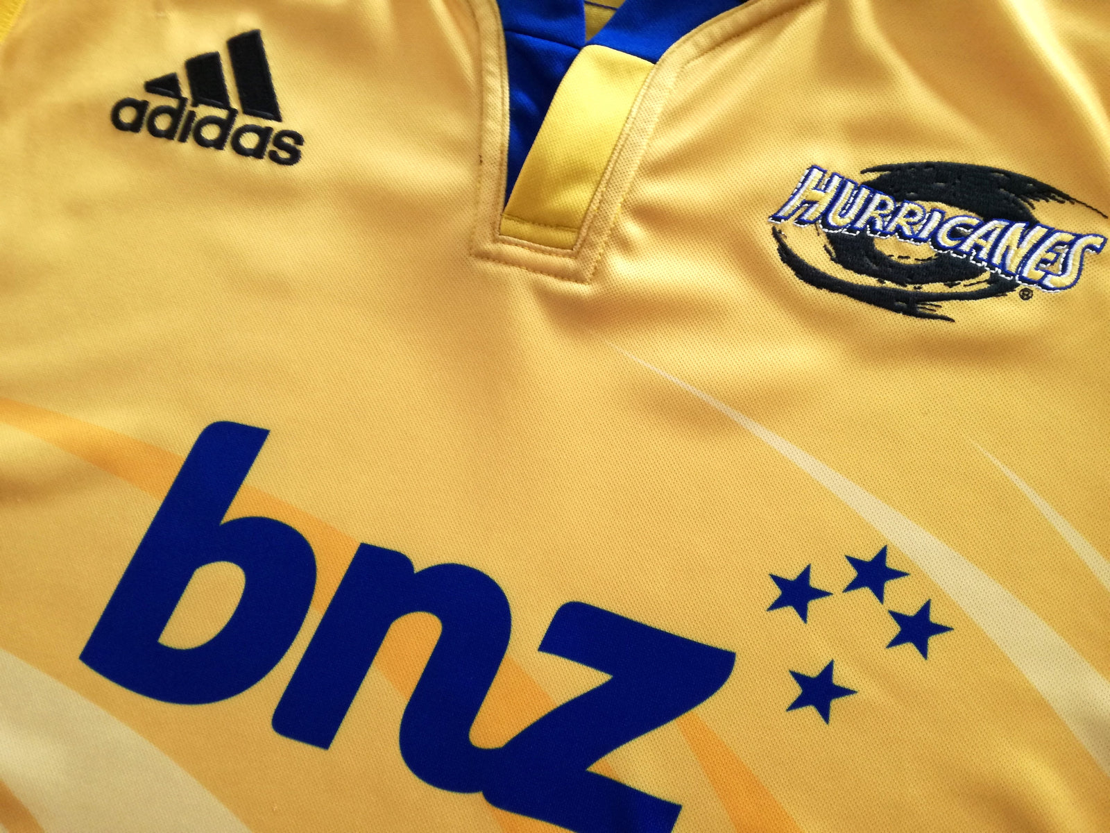 2014 Hurricanes Home Super Rugby Shirt (L) *BNWT*