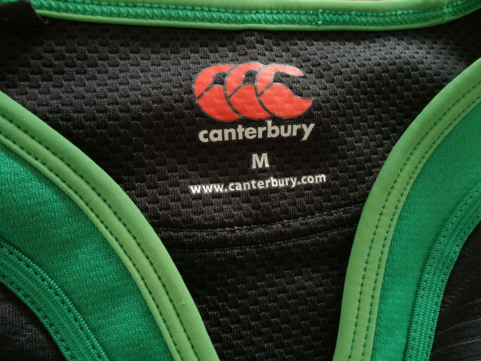 2015/16 Ireland Away Vapodri Rugby Shirt (M)