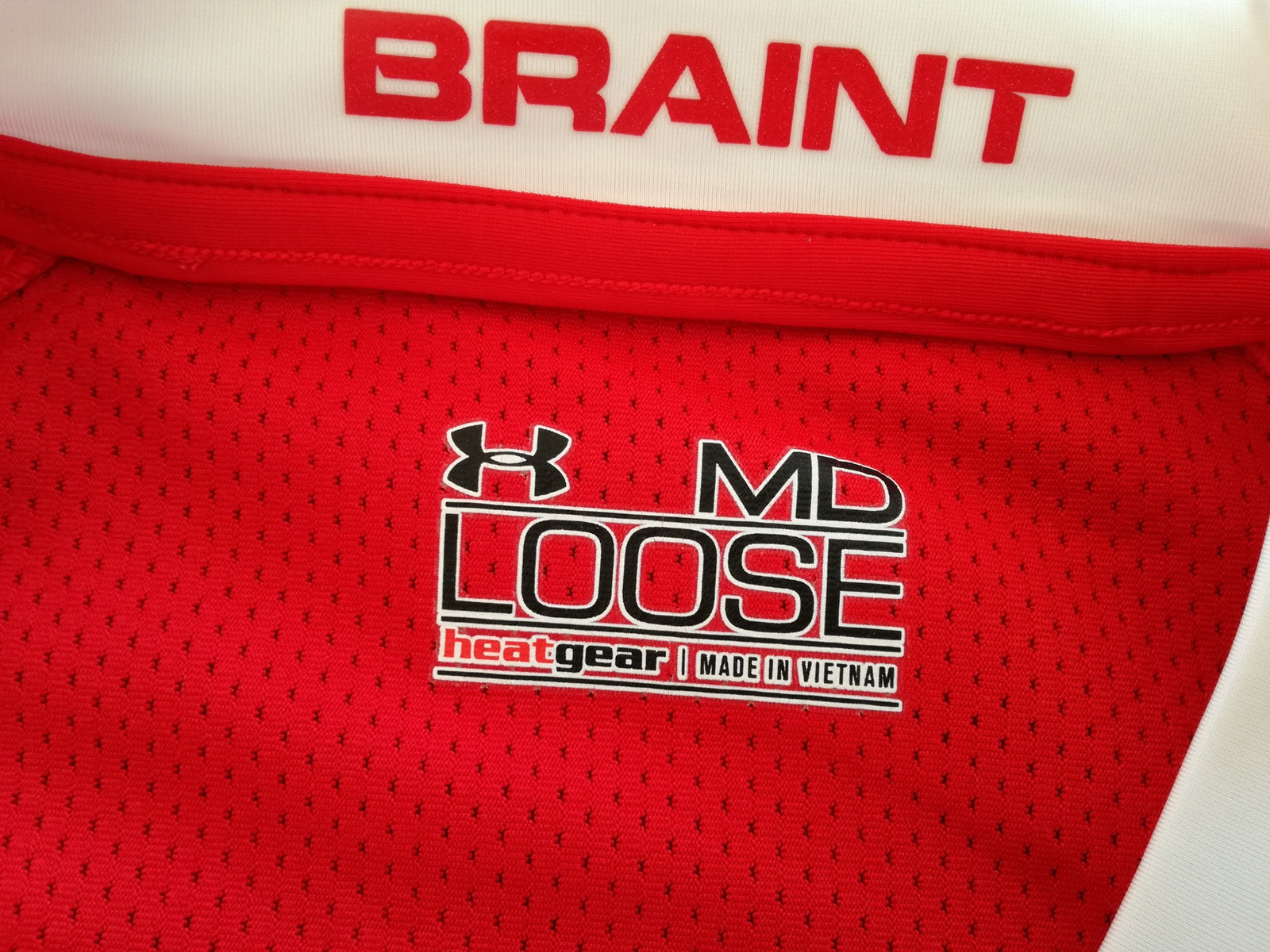 2011/12 Wales Home Rugby Shirt. (M)