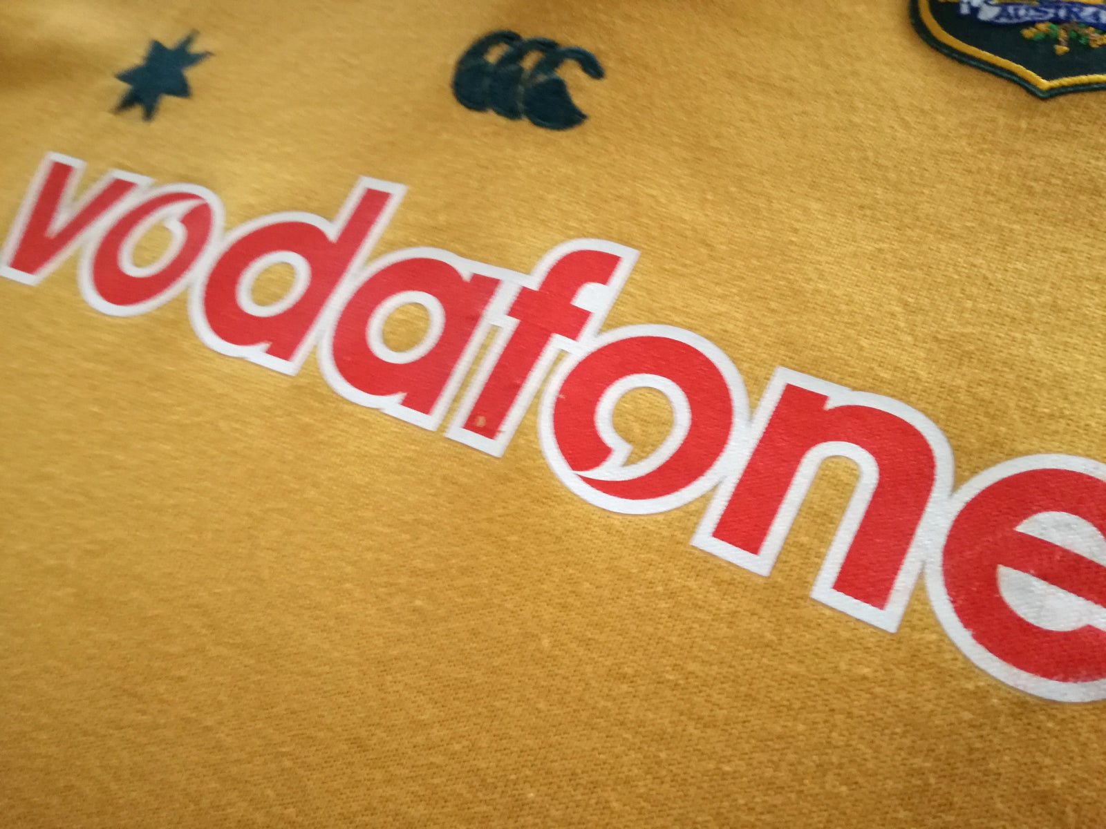2000 Australia Home Rugby Shirt. (W) (Size 10)