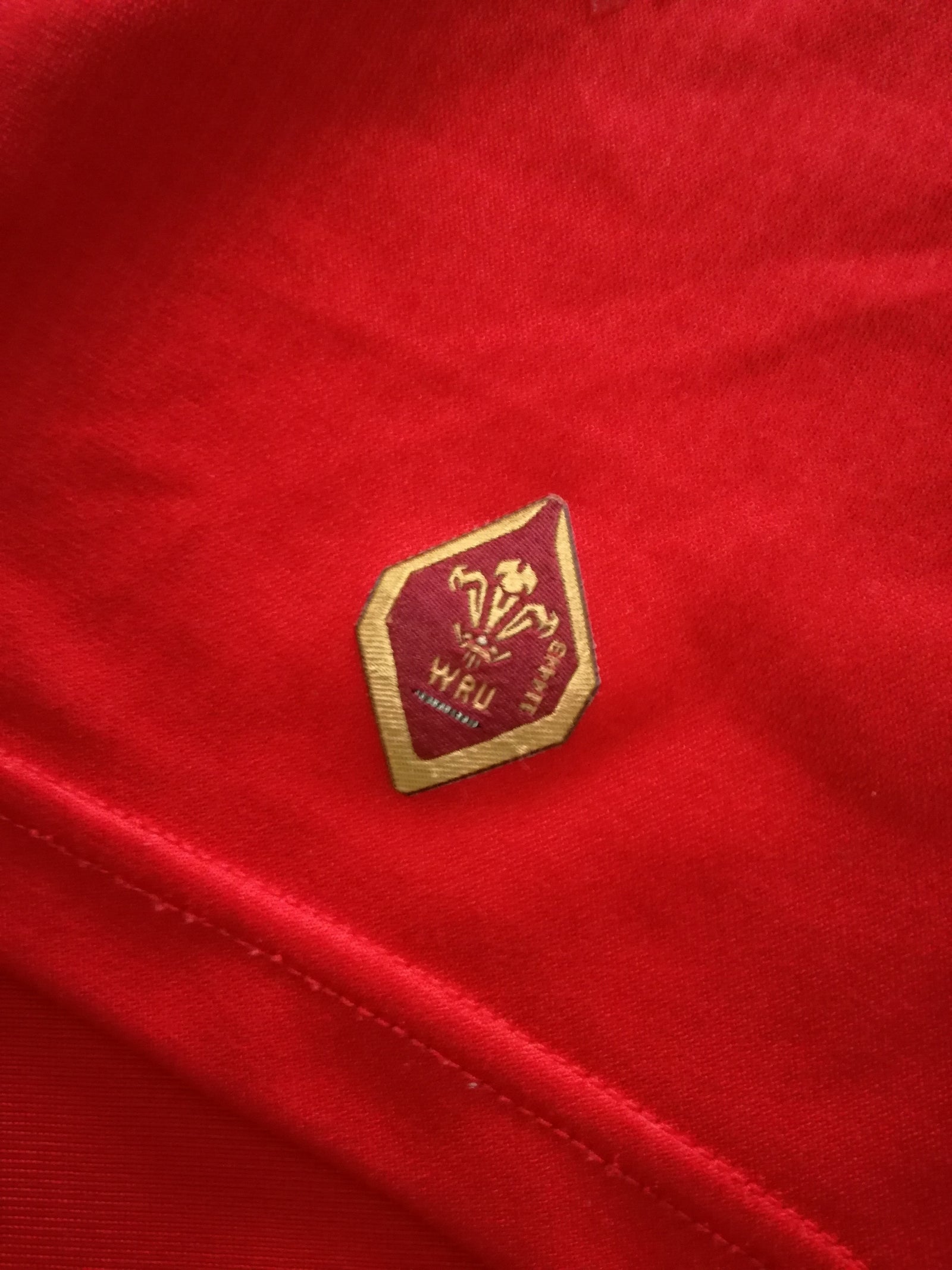 2015/16 Wales Home 'Loose' Rugby Shirt (L)