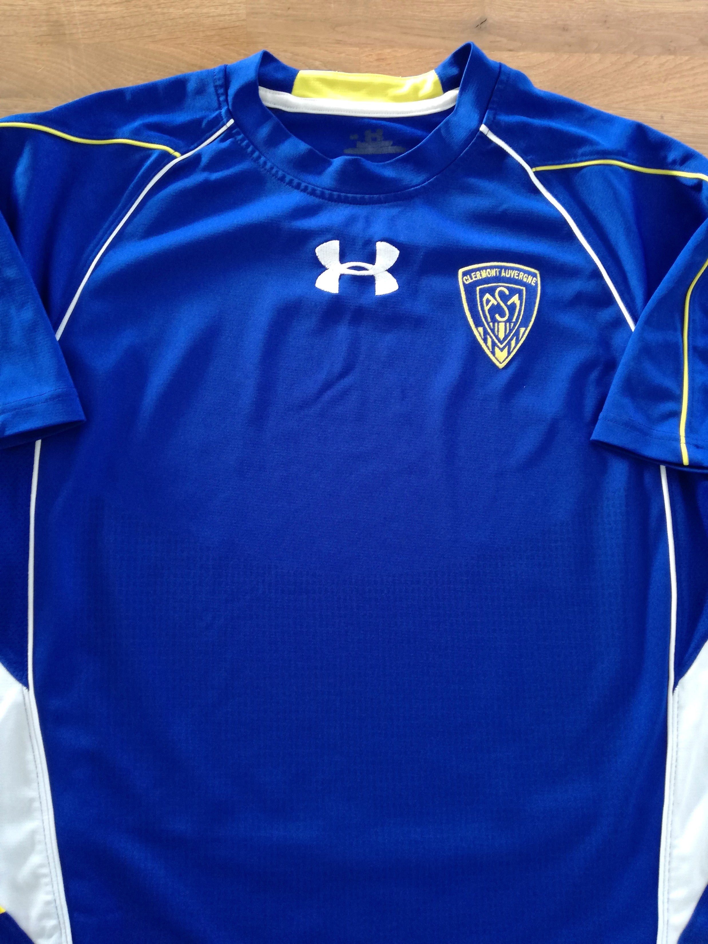 2010/11 Clermont Auvergne Away Rugby Shirt