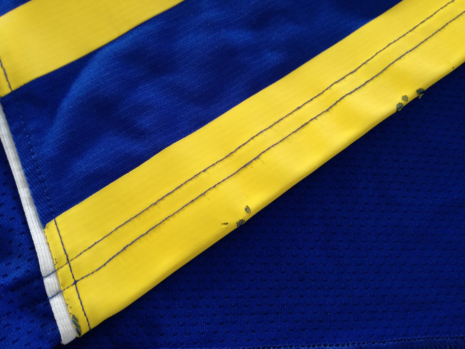 2010/11 Clermont Auvergne Away Rugby Shirt (L)