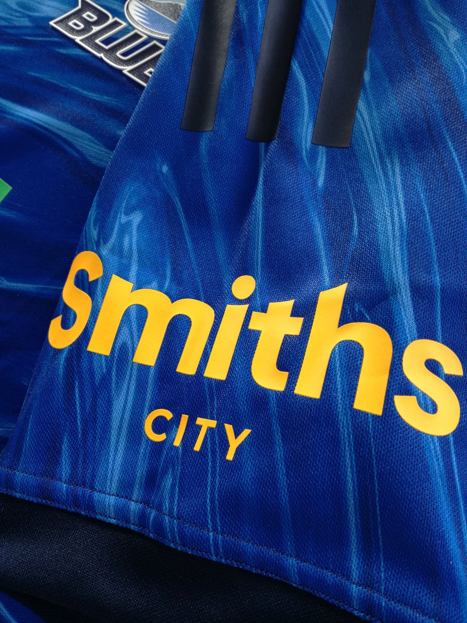 2022 Blues Home Rugby Shirt (L)