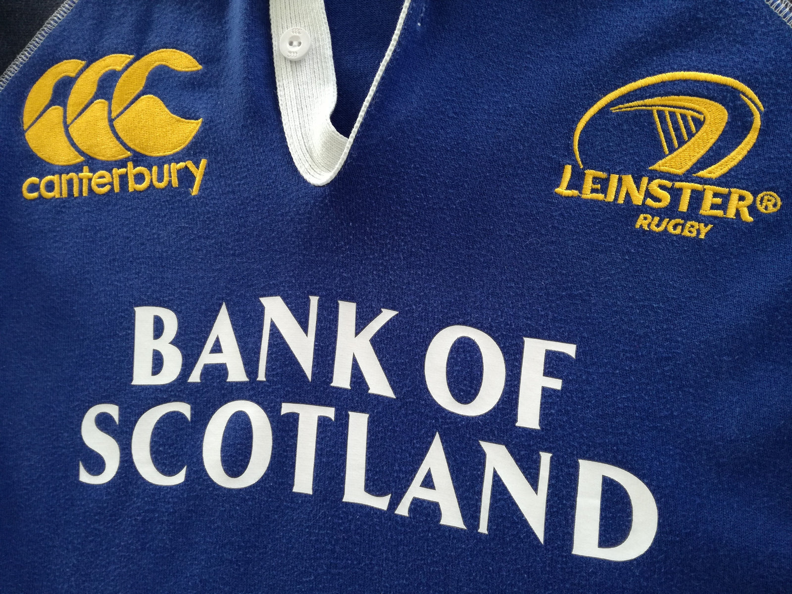 2005/06 Leinster Home Rugby Shirt. (Youth)