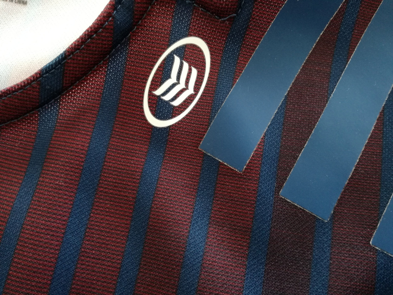 2019/20 Munster Away Rugby Shirt (L)