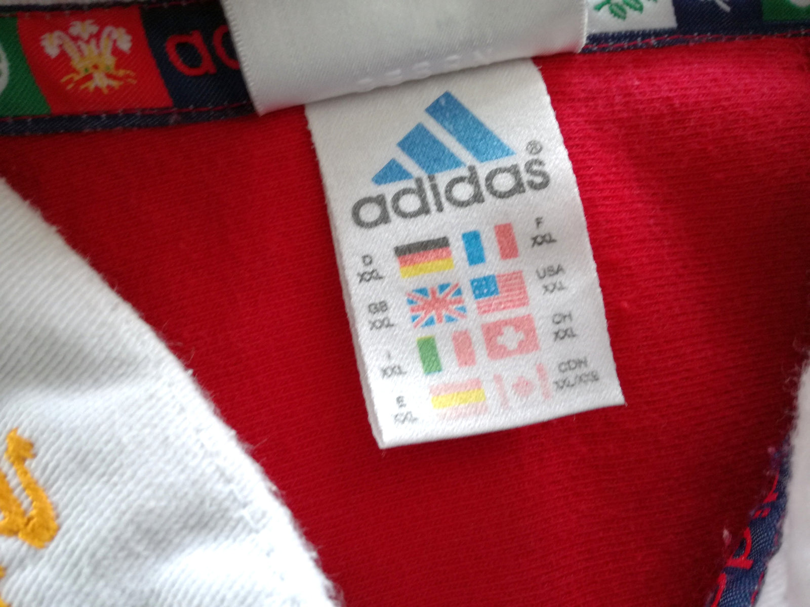 1997 British & Irish Lions Rugby Shirt. (XXL)