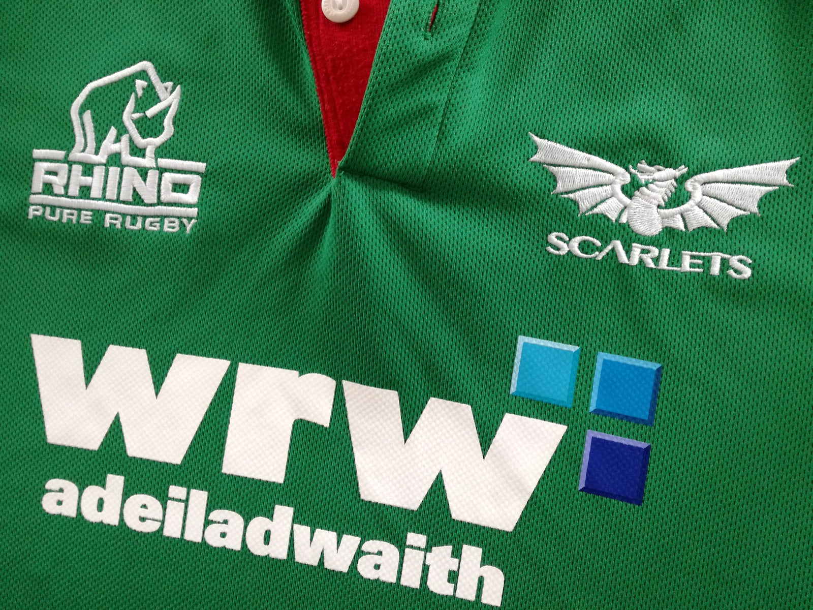 2009/10 Scarlets Away Rugby Shirt (M)