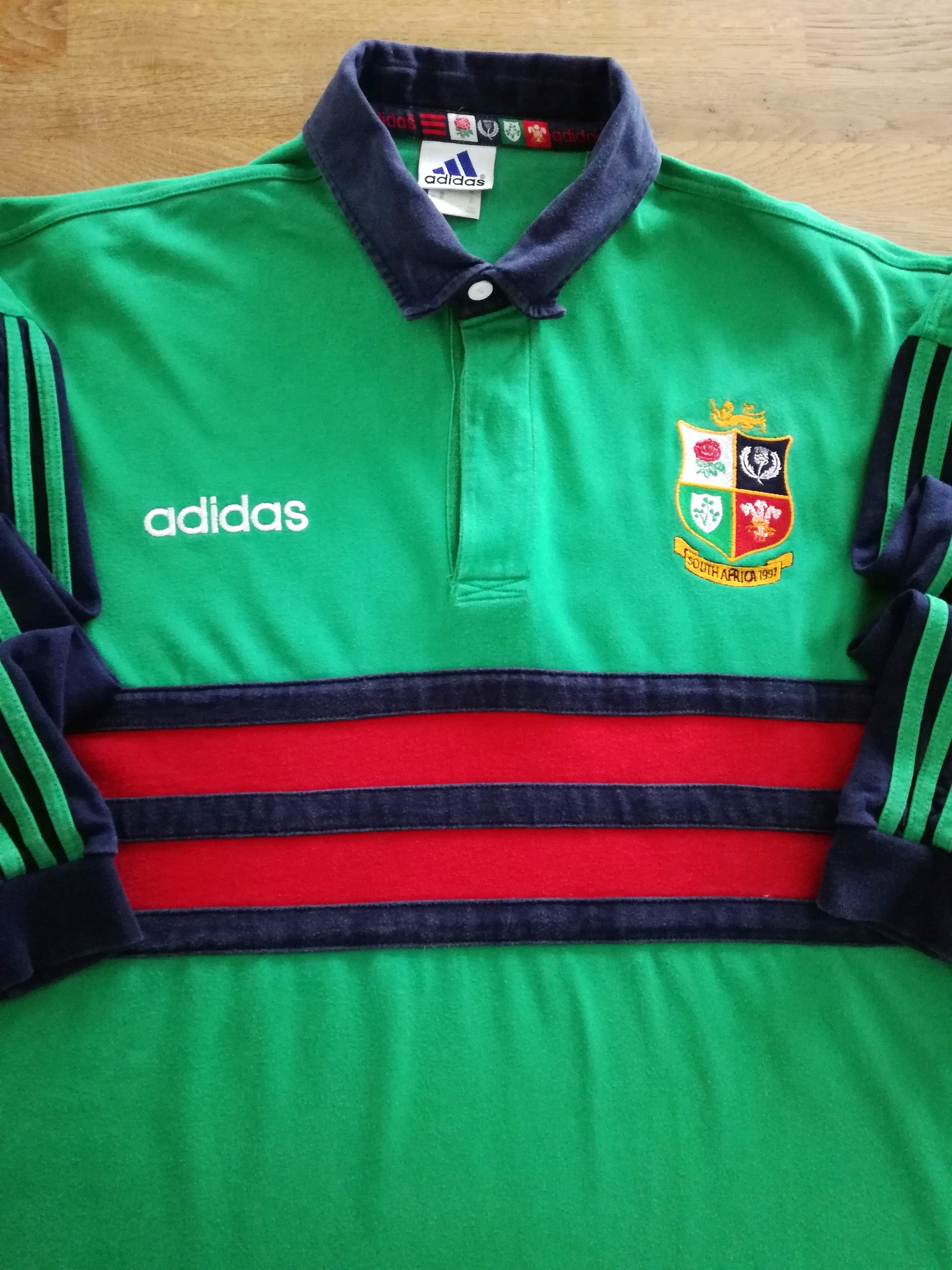 1997 British & Irish Lions Rugby Training Shirt. (XXL)