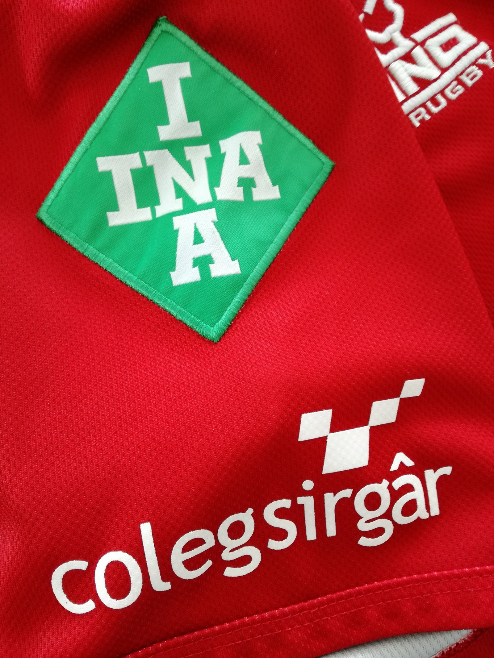 2009/10 Scarlets European Rugby Shirt (S)
