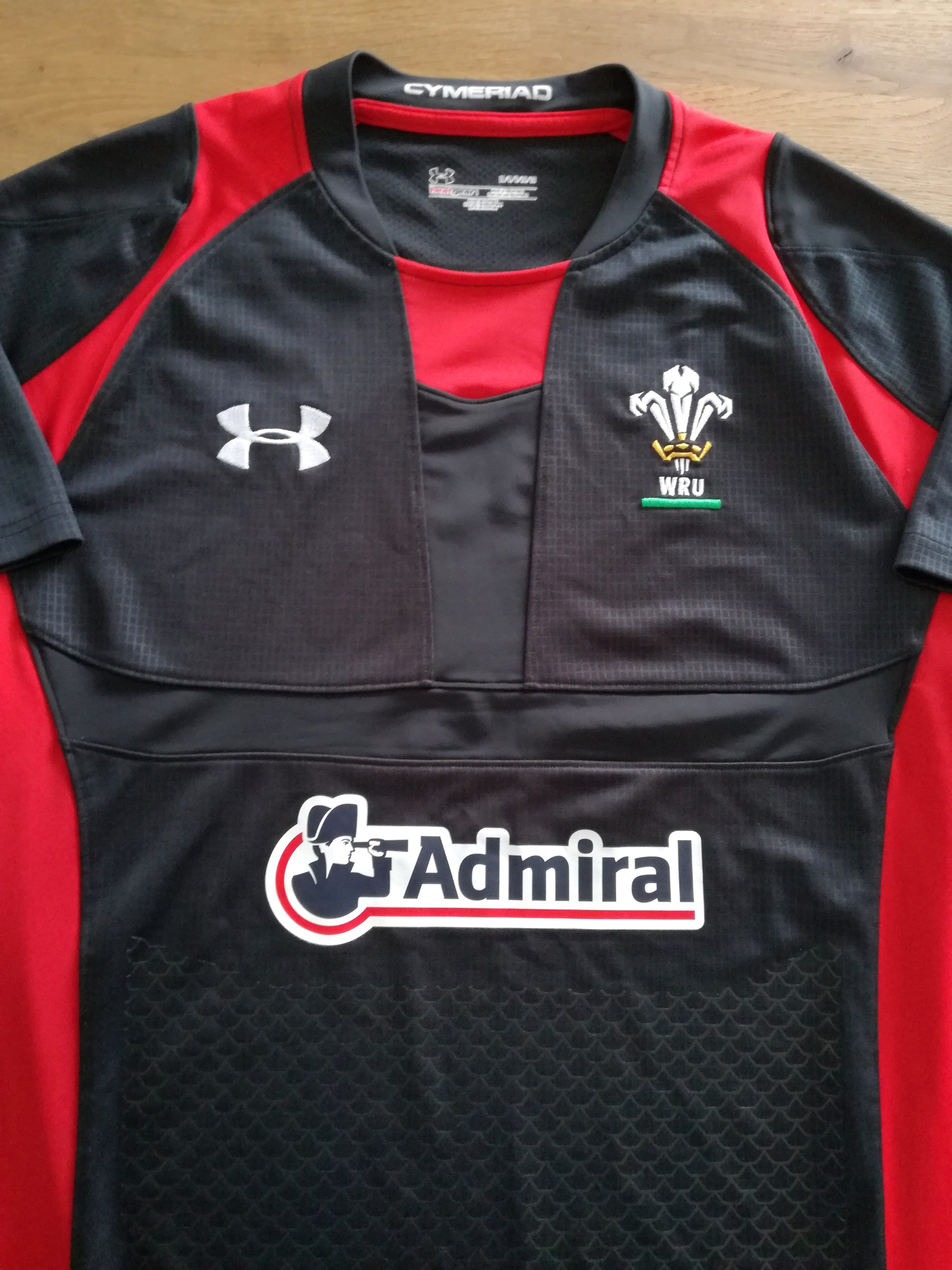 2011/12 Wales Away Rugby Shirt
