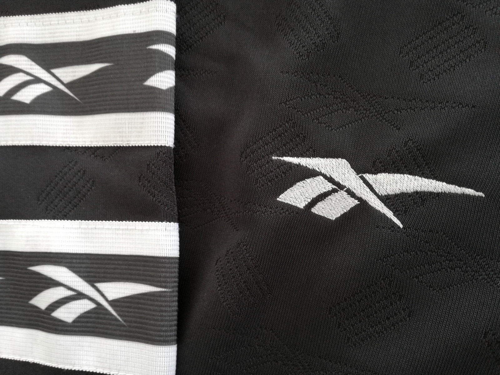 1994 Neath RFC 'vs South Africa' Home Rugby Shirt (L)