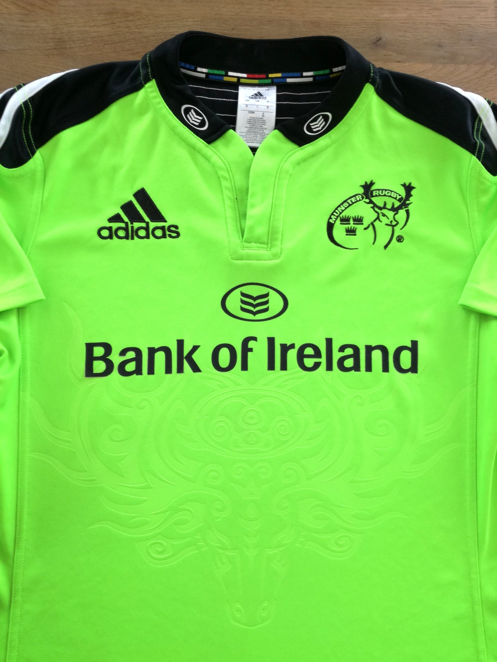 2014/15 Munster Away Rugby Shirt