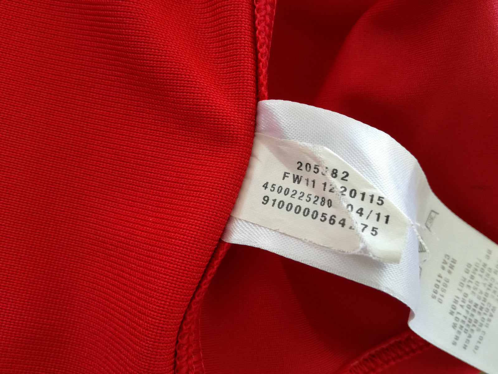 2011/12 Wales Home Rugby Shirt. (XXL)
