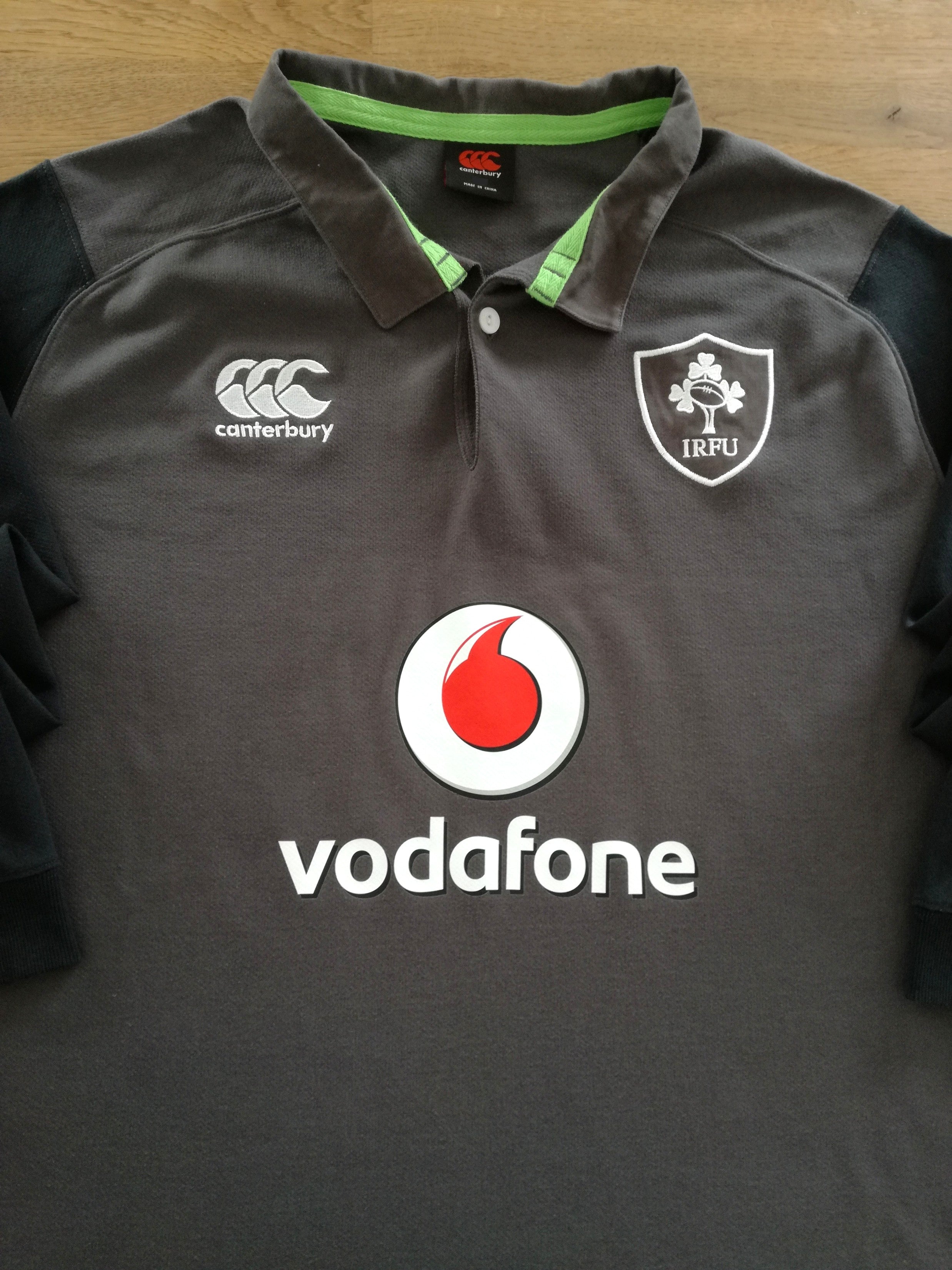 2017/18 Ireland Vapodri Away Long Sleeve Rugby Shirt