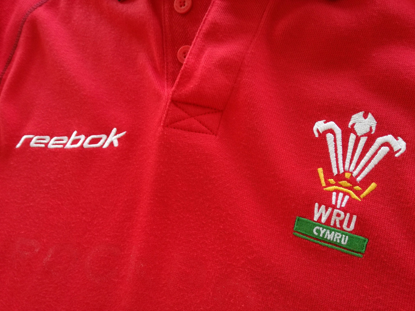 2002/03 Wales Home Rugby Shirt. (XS)