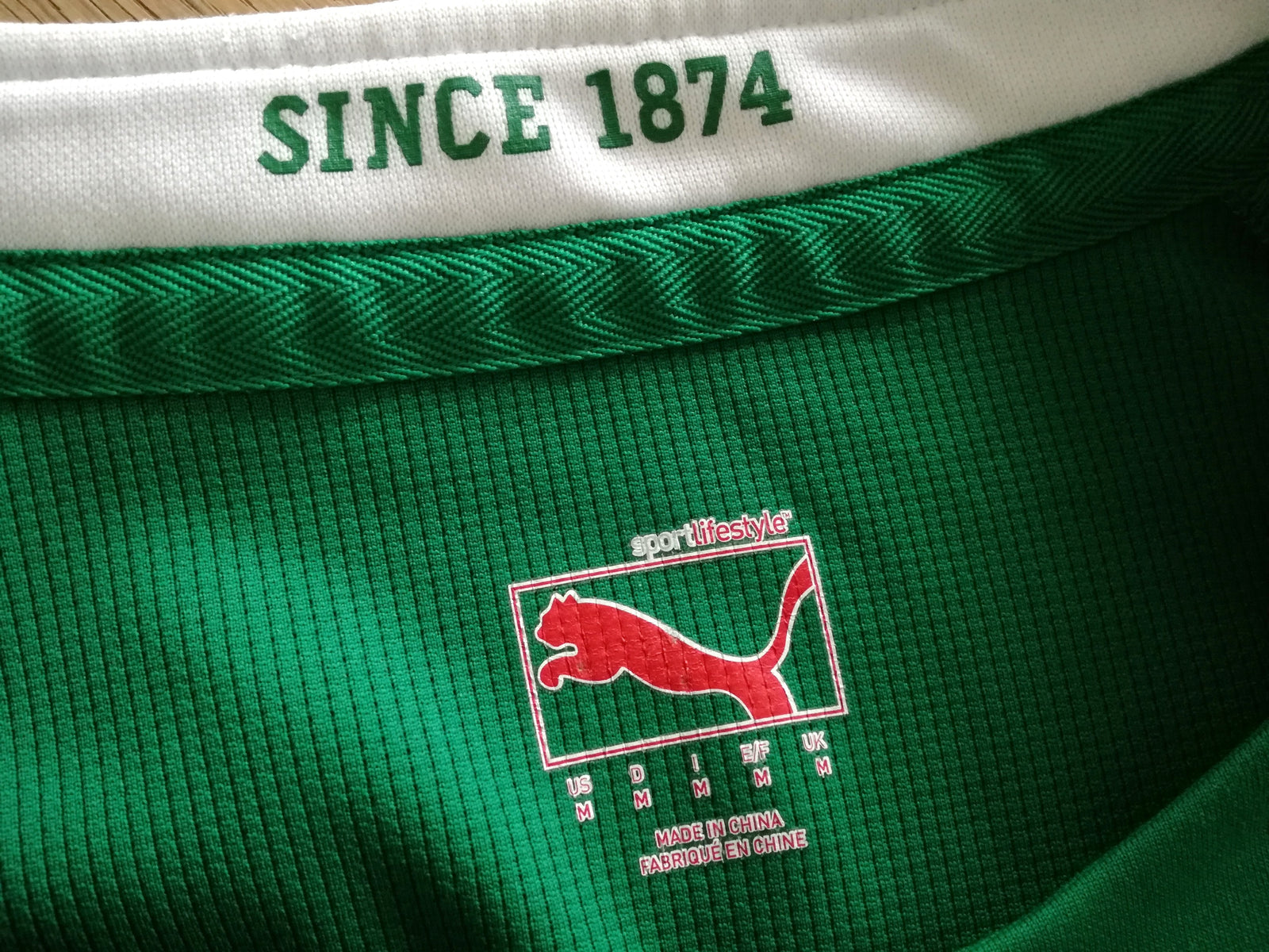 2009/10 Ireland Home Pro-Fit Rugby Shirt (M)