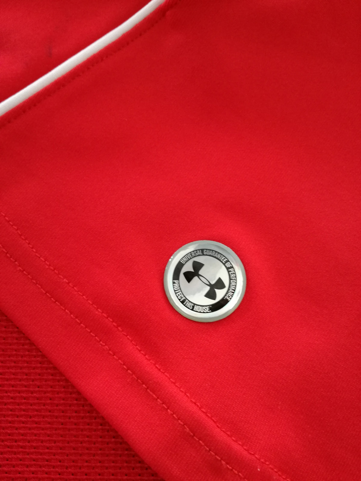 2010/11 Wales Home Player Issue Rugby Shirt (M)