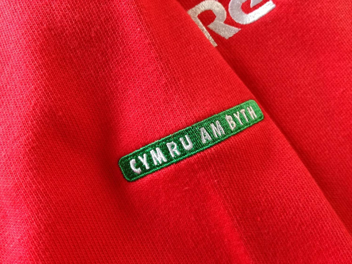 2000/01 Wales Home Rugby Shirt. (Youth)
