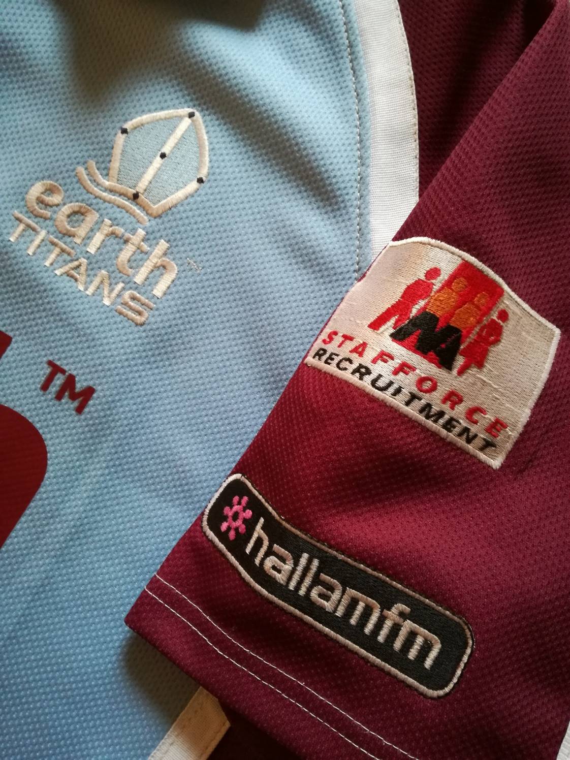 2005/06 Rotherham Titans Home Rugby Shirt #11 (L)