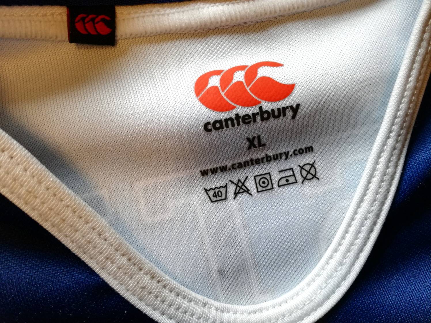 2015/16 Cardiff RFC Away Rugby Shirt (XL)