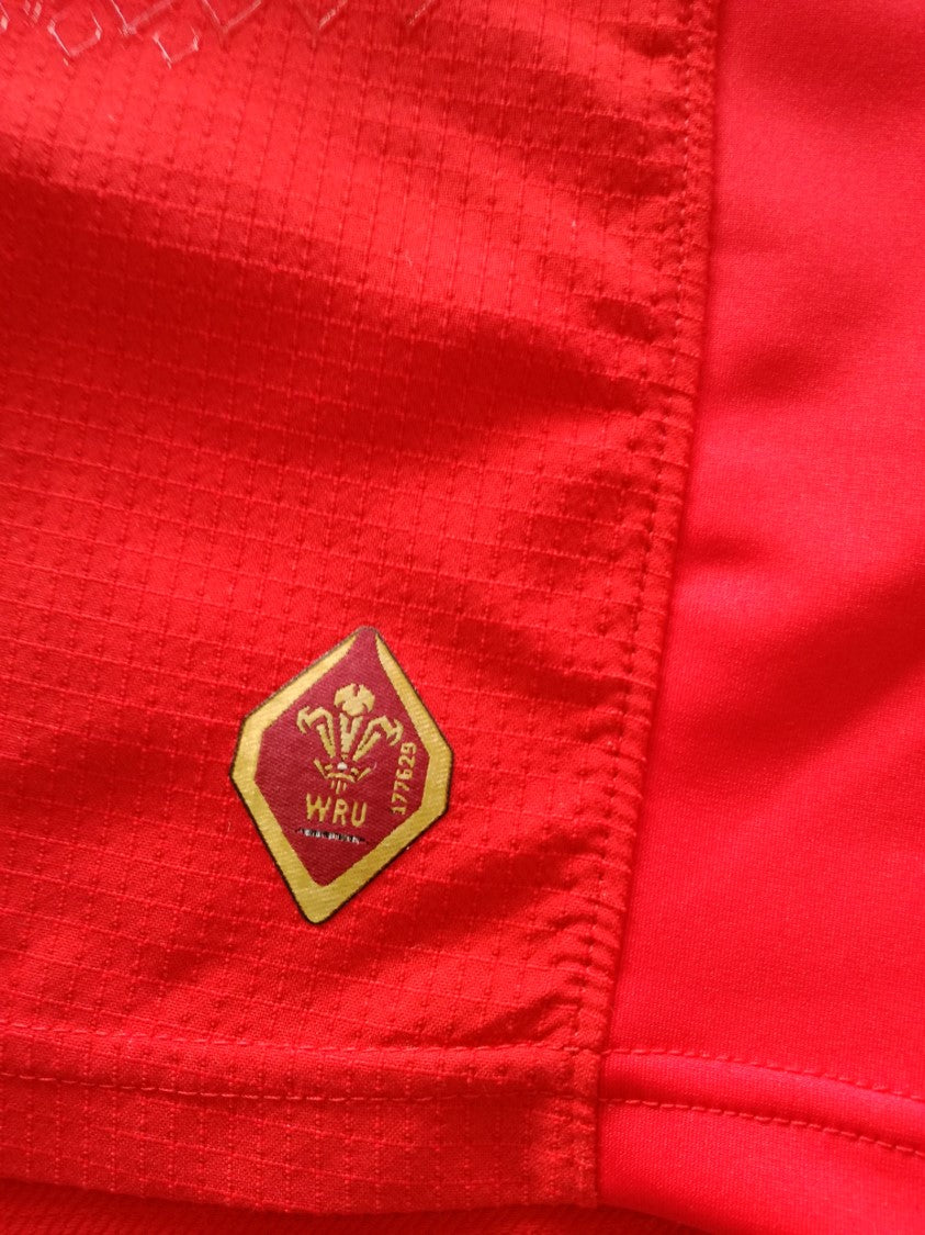 2015/16 Wales Home 'Fitted' Rugby Shirt (XL)