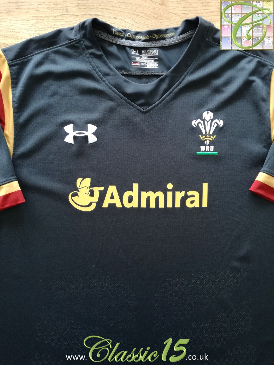 2015/16 Wales Away Rugby Shirt (S)