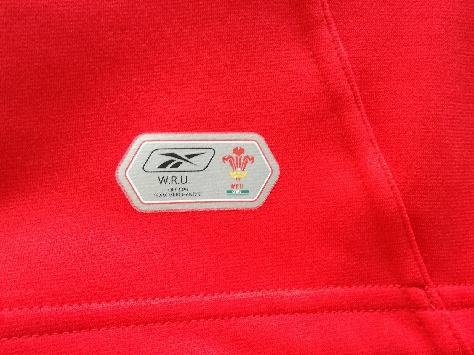 2004/05 Wales Home Pro-Fit Rugby Shirt #8 (XL)