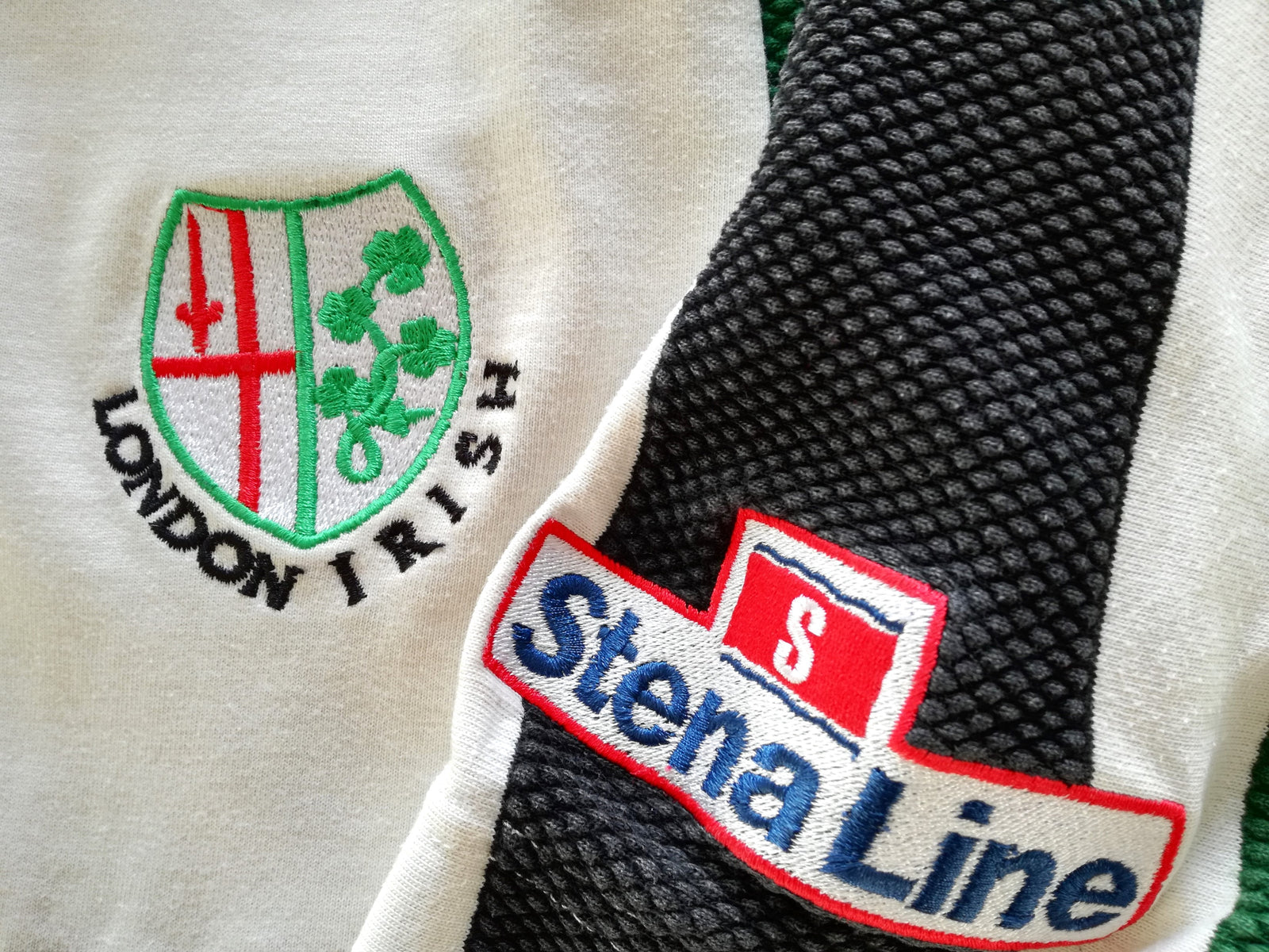 2001/02 London Irish Away Rugby Shirt (M)